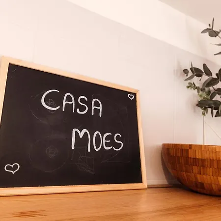 Casa Moes, In The Center Of The 拉克鲁斯